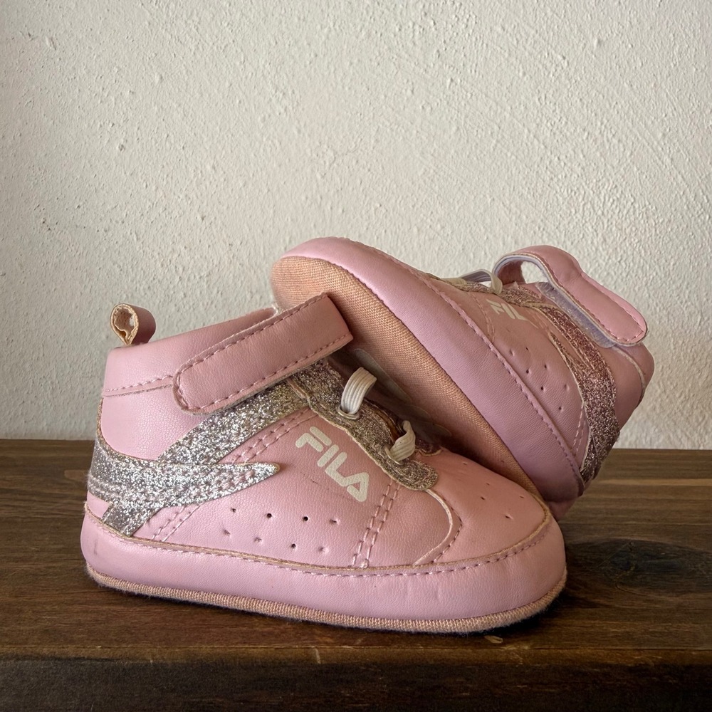 FILA Baby Pink Glitter Hook & Loop Crib Shoes 9-12 Months‎ Soft Sole